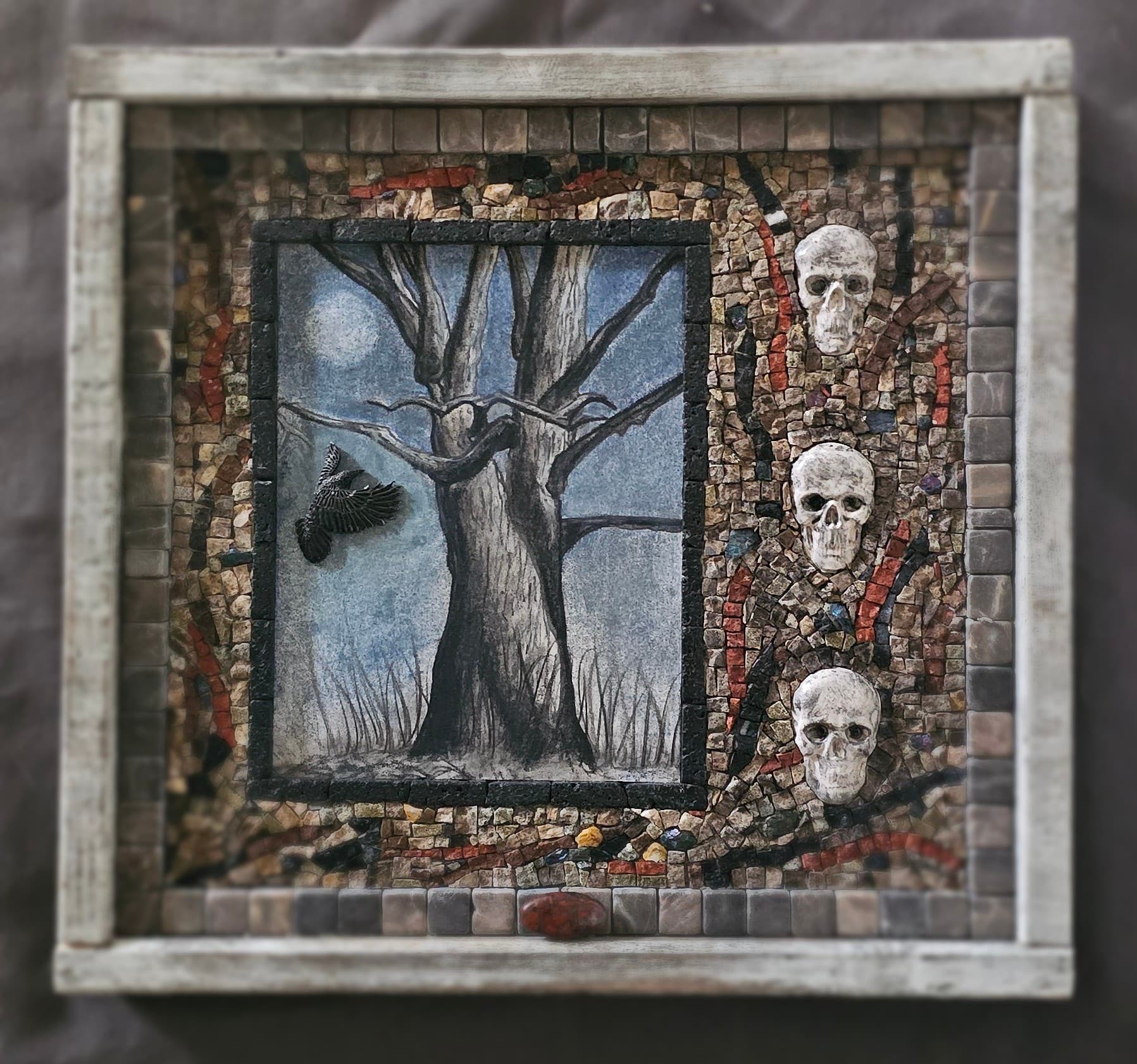 Raven & Skulls - view 4