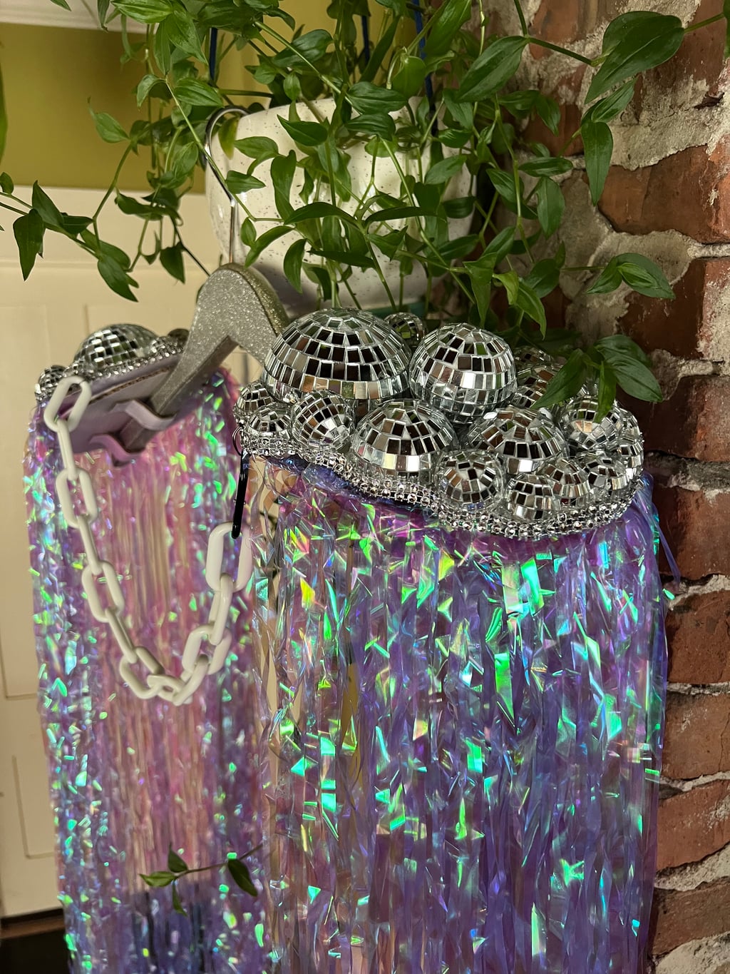 Shimmy and shake disco epaulets - view 3