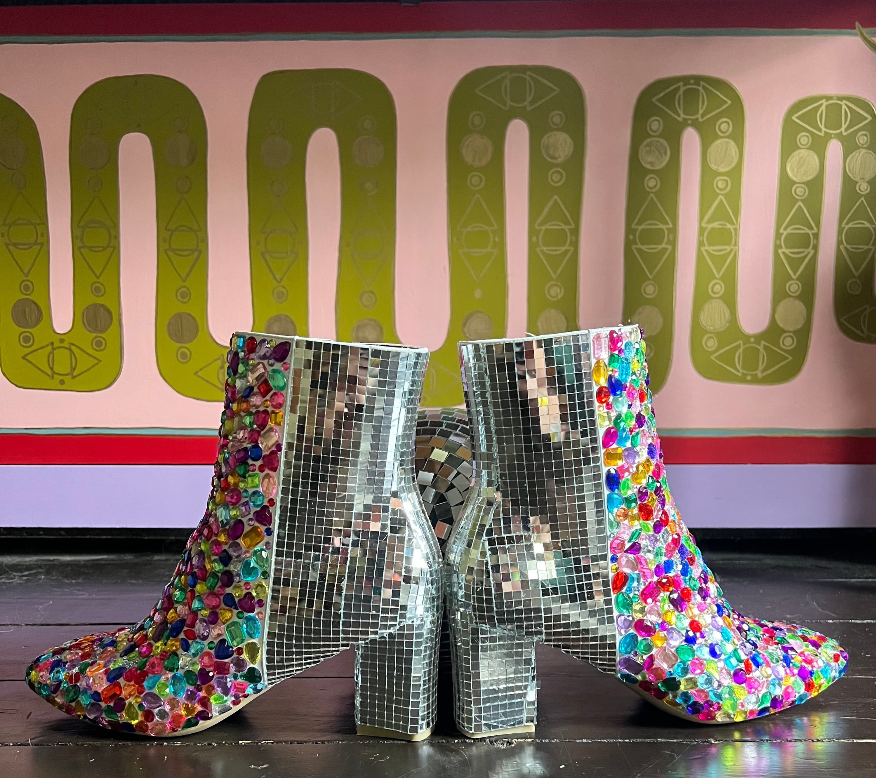 Totally outrageous (shoes)